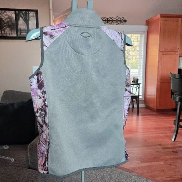 NWT American Canvas sz Medium pink / green camo zip up vest - Picture 2 of 3